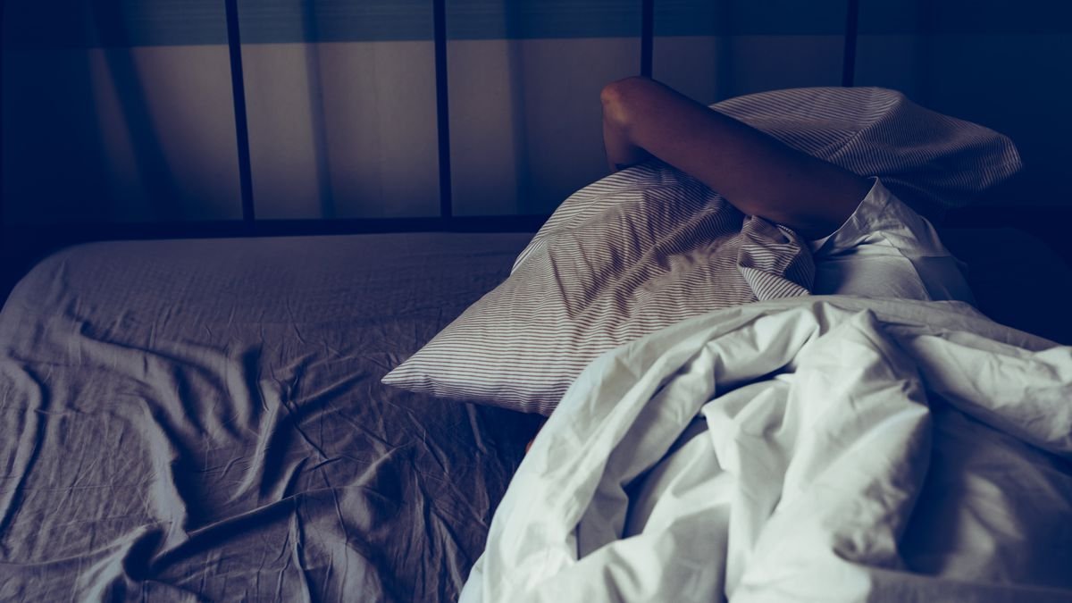 Why we're having trouble sleeping during the Covid-19 pandemic - Vox